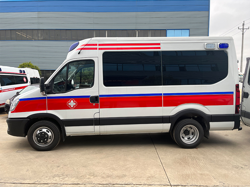 依維柯歐勝救護車圖片2